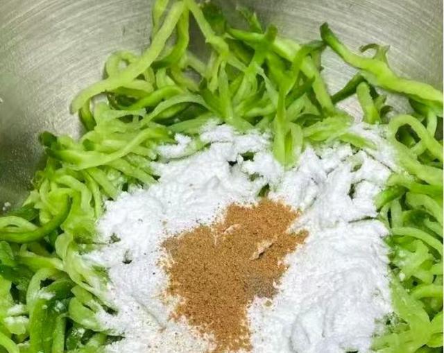 11月,这菜要使劲吃!一降火,二养颜,三润肺止咳,蒸一蒸真鲜呀