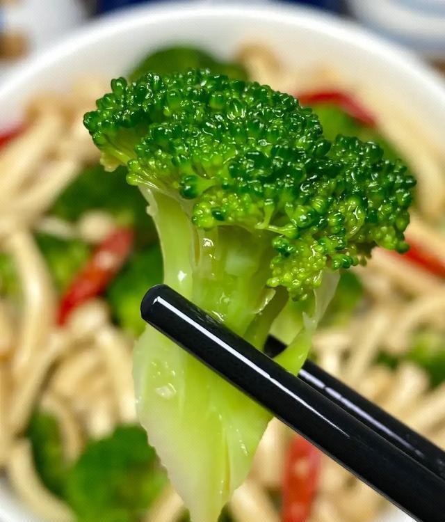 自带“青霉素”的3种蔬菜!隔天吃一次,降火润肺,睡眠都好了