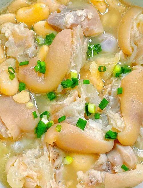 猪蹄炖西红柿豆腐怎么做?猪蹄汤和西红柿能一起吃吗?