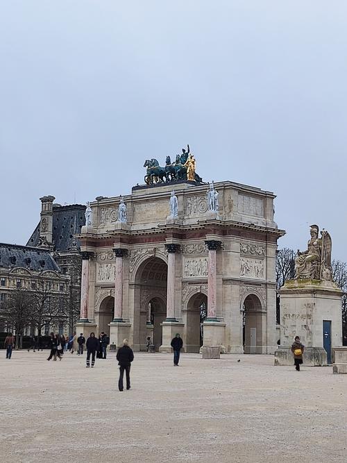 卢浮宫在哪个国家?卢浮宫在哪个国家?