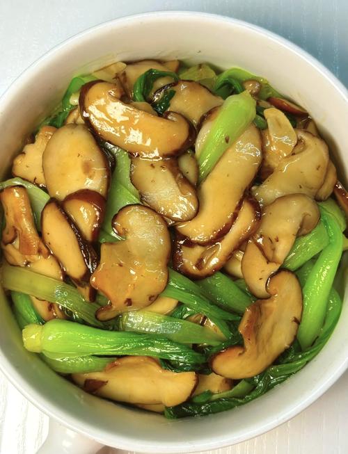 青菜炒菇的做法窍门？青菜炒蘑菇功效与作用