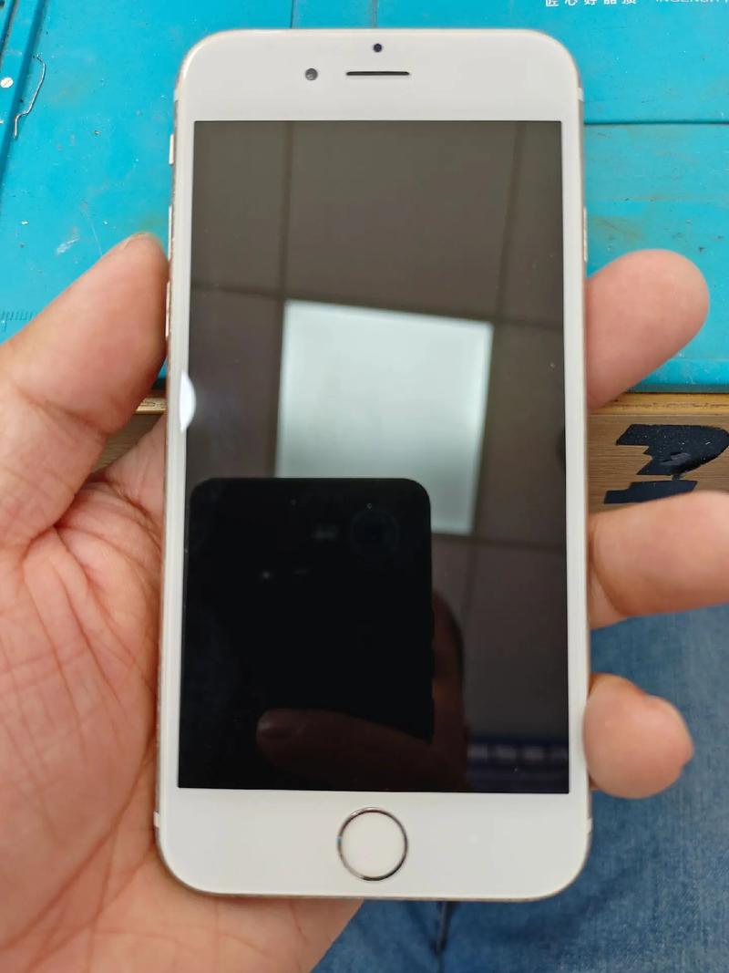 苹果6s打电话屏幕老闪?苹果6打电话闪退