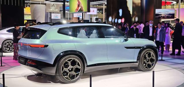 ID.EVO概念车=量产与众08,800V+纯视觉 NOA明年一季度开卖?