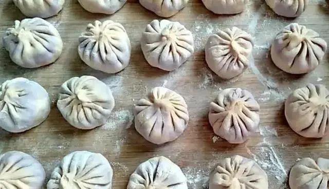 10分钟搞定早餐,南瓜胡萝卜包子,懒人也能做出美味