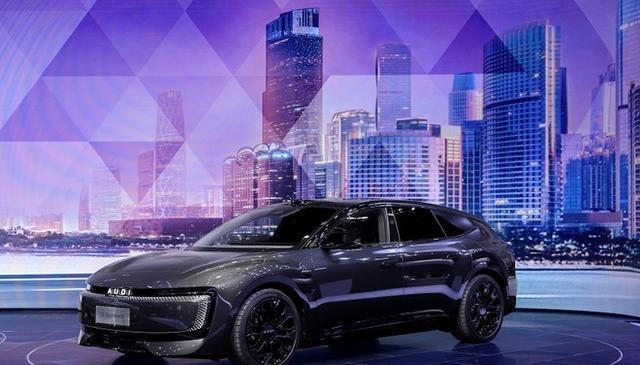 上汽奥迪:郑钦文版E5开卖 E SUV首秀