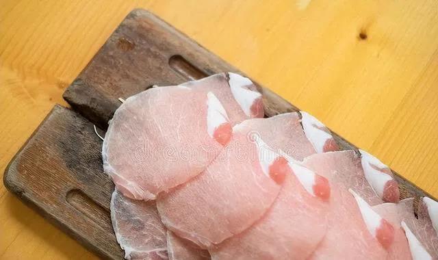 选肉有讲究,腌制藏秘诀,滑肉汤嫩得筷子都停不下来