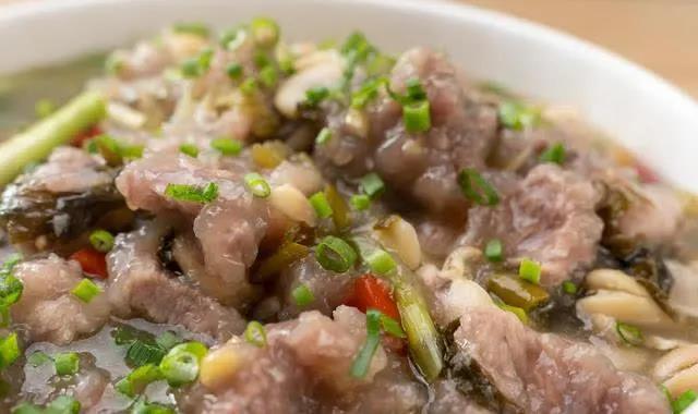 选肉有讲究,腌制藏秘诀,滑肉汤嫩得筷子都停不下来