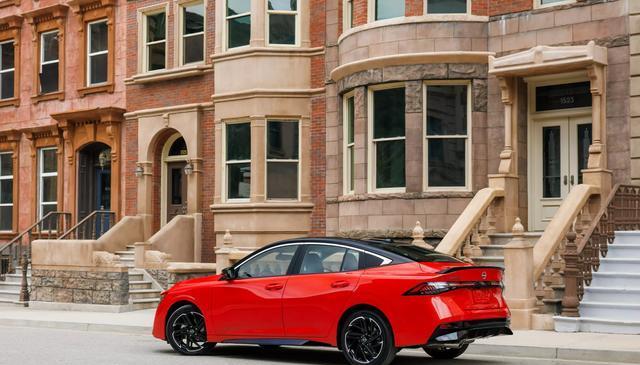 一寸没加,气场翻倍:2026款日产轩逸凭设计显更大气