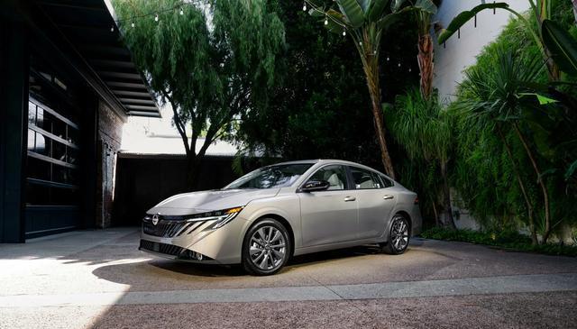 一寸没加,气场翻倍:2026款日产轩逸凭设计显更大气