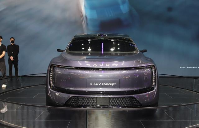 将于明年量产上市,AUDI E SUV概念车广州车展正式亮相