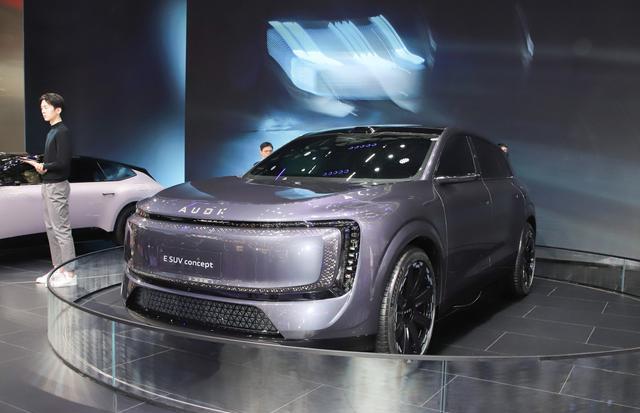 将于明年量产上市,AUDI E SUV概念车广州车展正式亮相