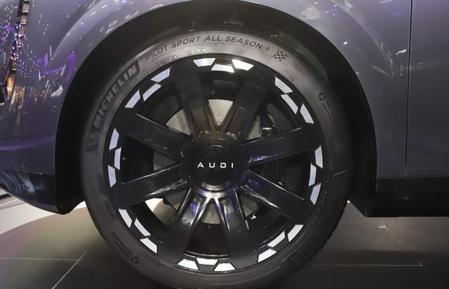 将于明年量产上市,AUDI E SUV概念车广州车展正式亮相