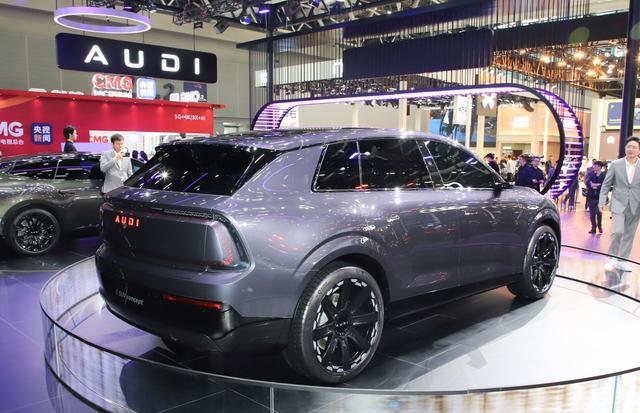 将于明年量产上市,AUDI E SUV概念车广州车展正式亮相