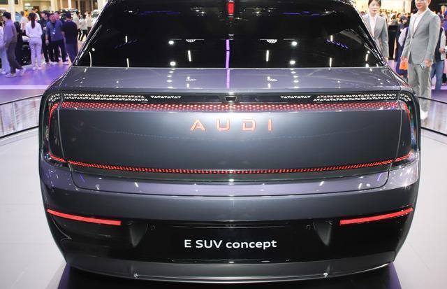 将于明年量产上市,AUDI E SUV概念车广州车展正式亮相