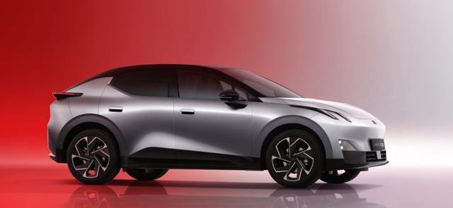 曜红版正式上新!领克Z20全系上新价10.99万起,好运buff叠满