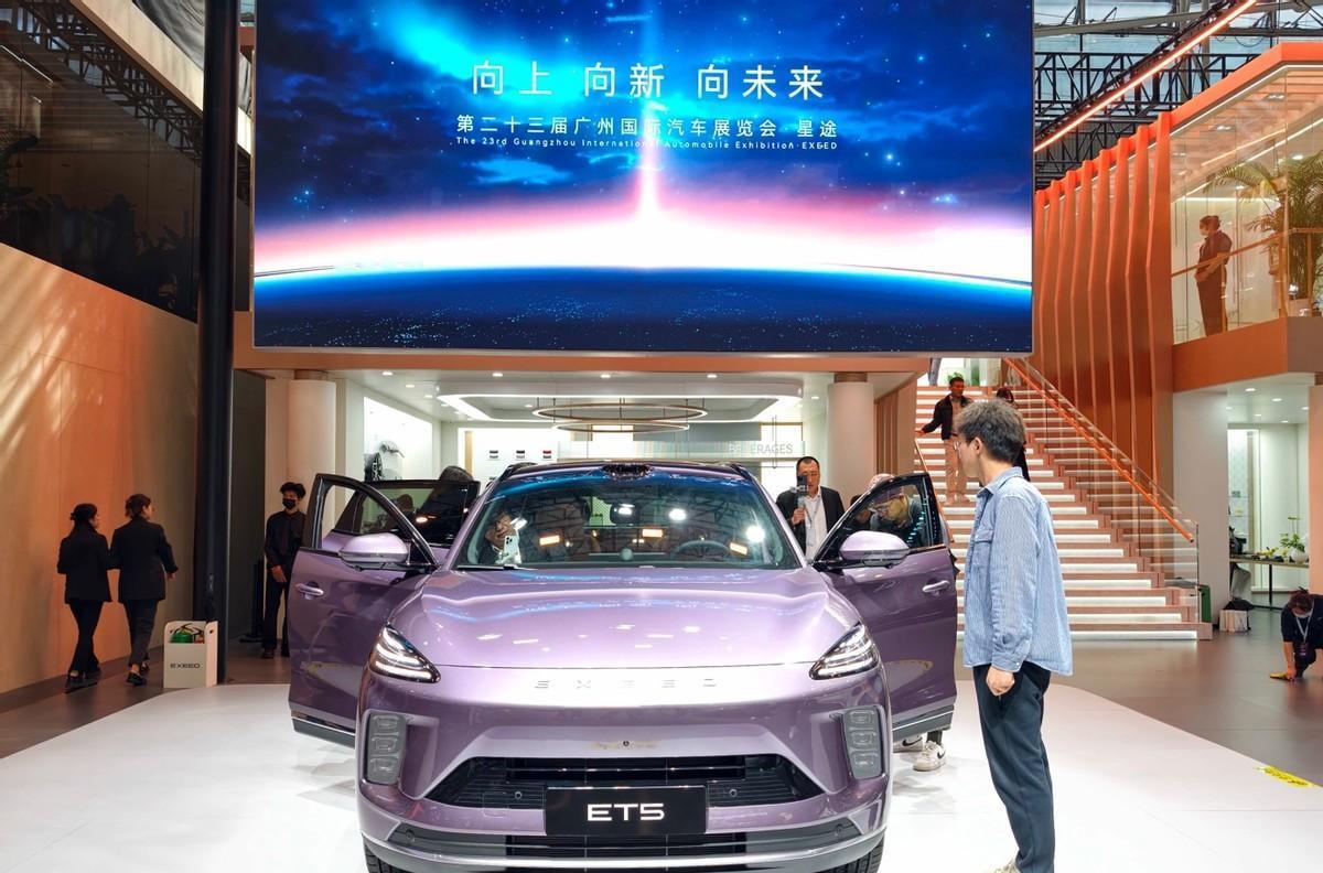 2025广州车展看星途!星途ET5凭颜值吸引,又有超强的产品力承接