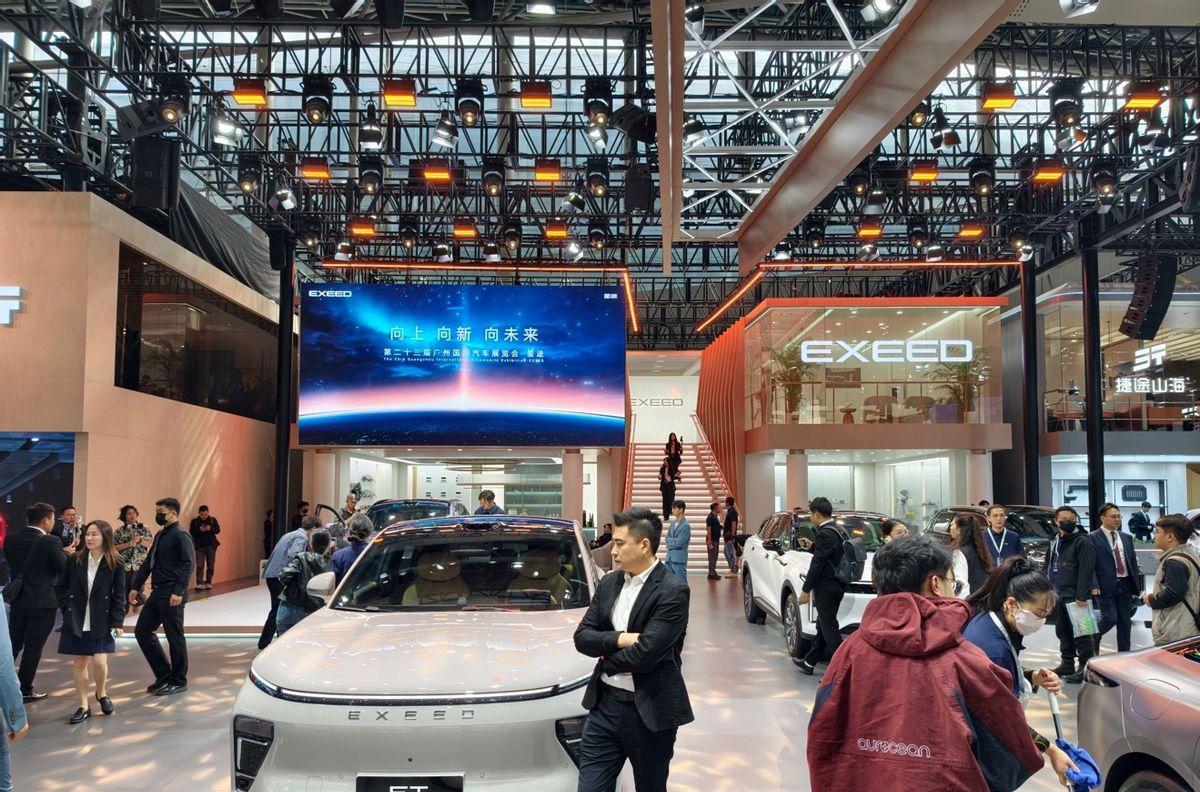 2025广州车展看星途!星途ET5凭颜值吸引,又有超强的产品力承接