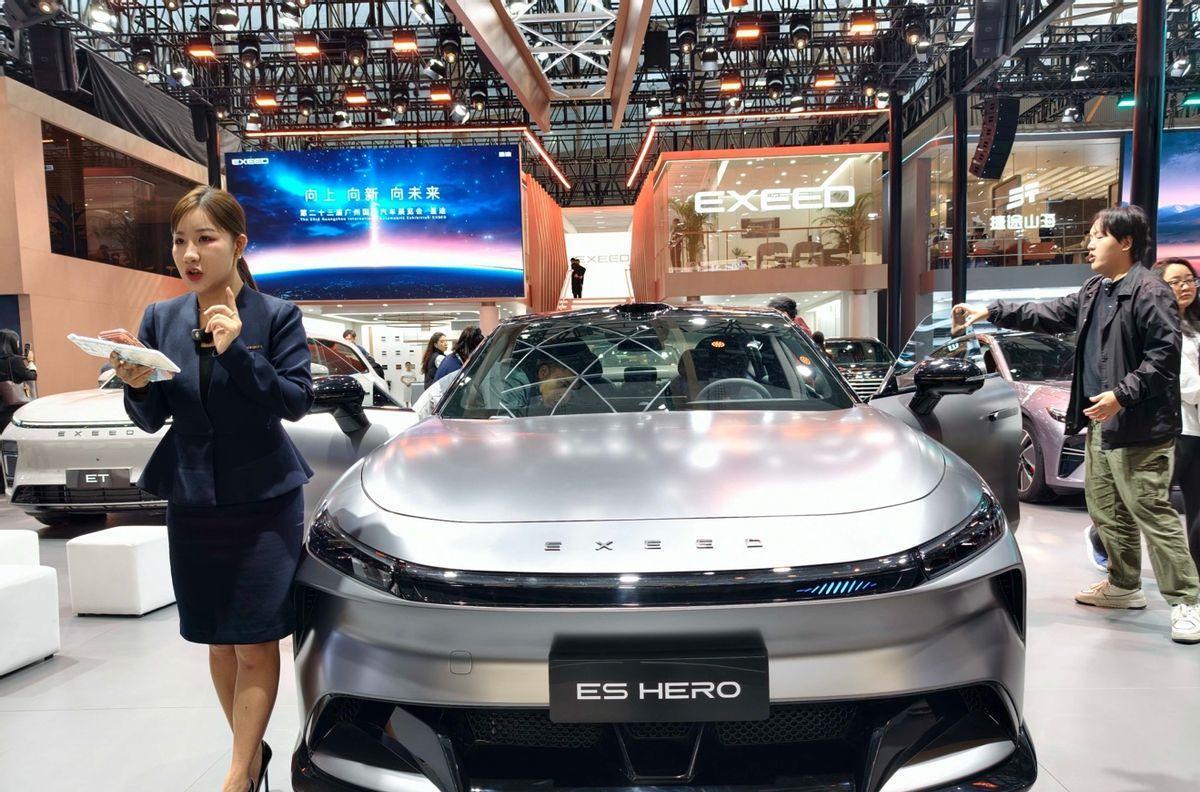 2025广州车展看星途!星途ET5凭颜值吸引,又有超强的产品力承接