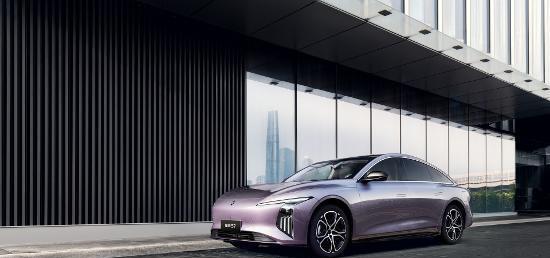 董璇力荐的超模轿跑 星海S7正式上市