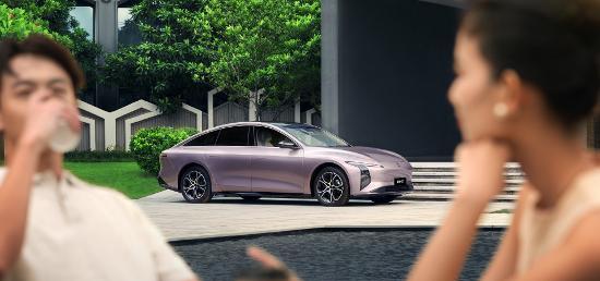 董璇力荐的超模轿跑 星海S7正式上市