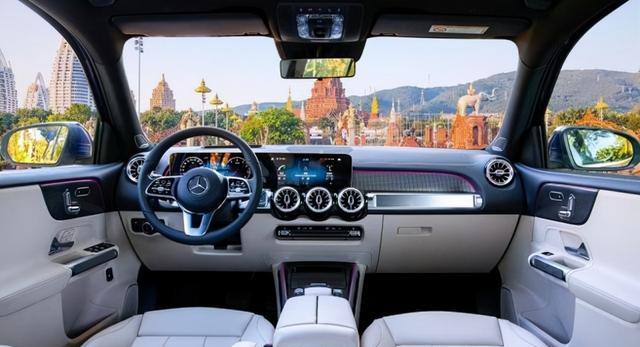 2025广州车展:最便宜的奔驰大7座豪华SUV,典藏版仅售34.99万