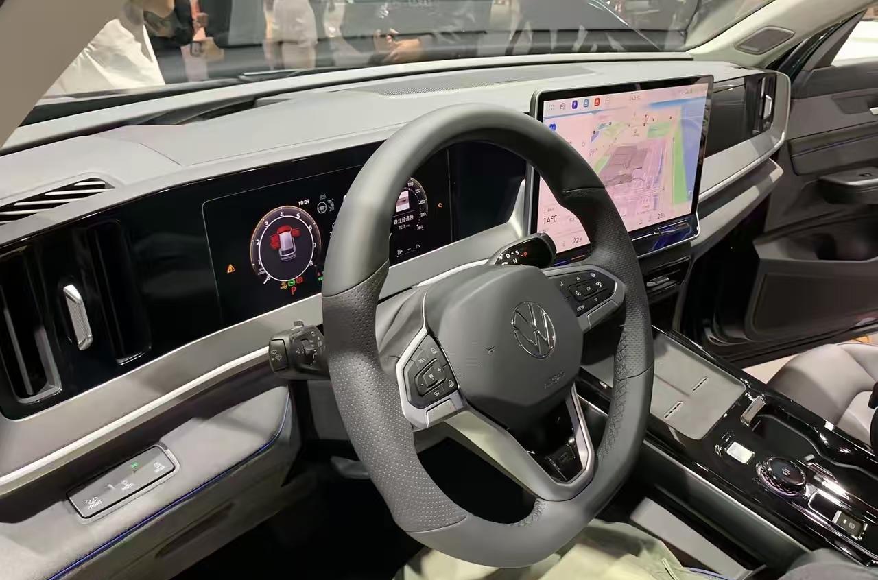 新款大众揽巡亮相广州车展,外观和内饰更新,换装EA888发动机