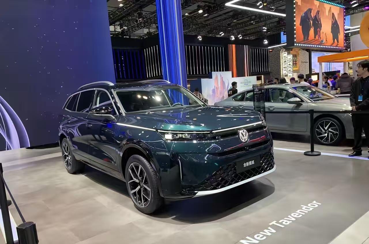 新款大众揽巡亮相广州车展,外观和内饰更新,换装EA888发动机