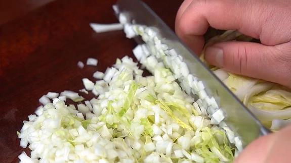 吃腻大鱼大肉?自制蔬菜卷清爽解腻,3步做出满口香