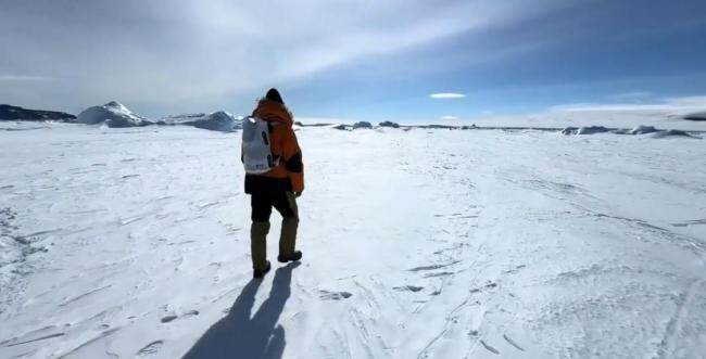 俞敏洪南极游为啥引发众怒 老板在玩,员工在加班