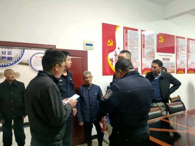 一家三口被拐 父女分离31年终重聚 跨越三代的团聚时光