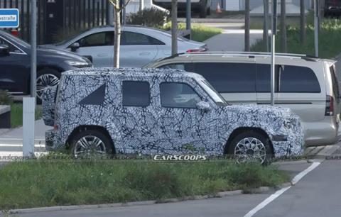 敢卖100万的纯电方盒子 奔驰小G谍照曝光:依旧硬派(图2)