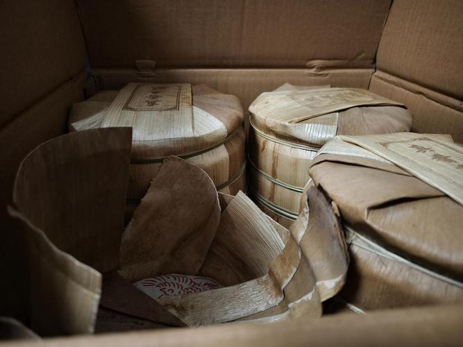 普洱茶用什么储存才好一点？普洱茶用什么器皿保存