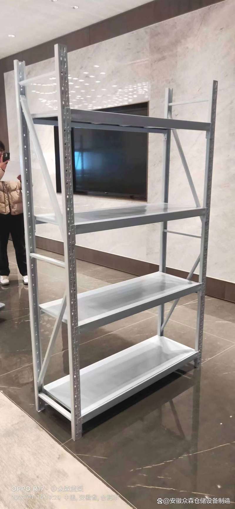 轻型货架的特点、适用范围?？轻型货架的特点,适用范围是什么