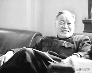 钱学森跟钱三强啥关系？钱学森和钱三强是亲戚吗