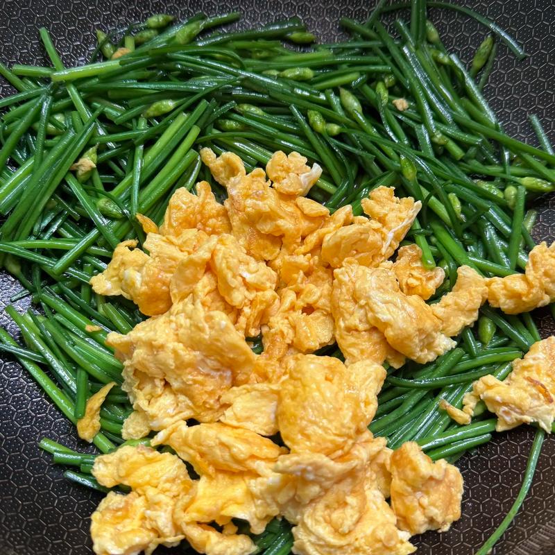 羊肉和韭菜鸡蛋能同吃吗？韭菜鸡蛋与羊肉相克吗?