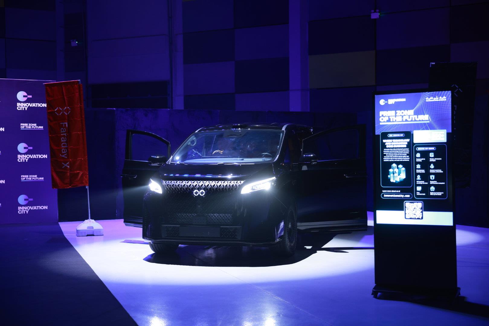 法拉第未来FXSuperOne明日全球首次交付，中东市场创销售纪录