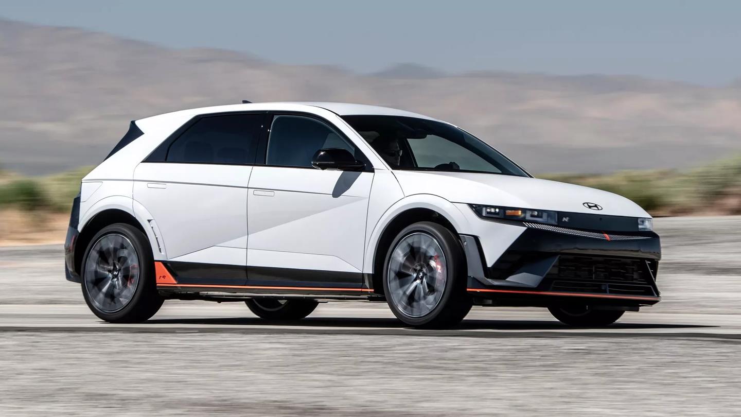 保时捷高管体验现代IONIQ5 N：让人大开眼界，这就是未来方向