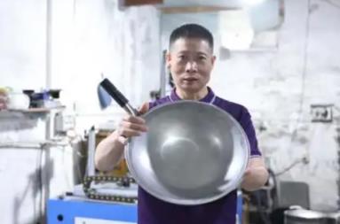 99元传家锅闲鱼挂牌500元转卖 创始人：利润只有几块钱(图3)