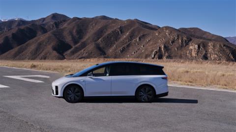 李想承认失误：回归创业模式！自研M100芯片即将落地(图2)