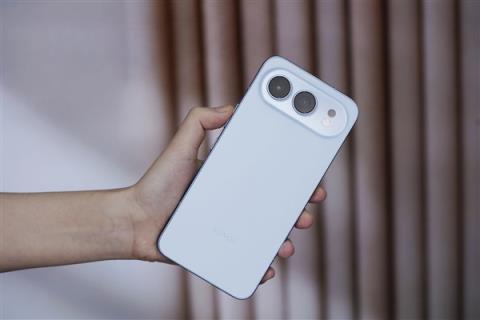 2699元起同档无敌 荣耀500系列首销：全系骁龙8系旗舰芯+8000mAh大电池(图2)