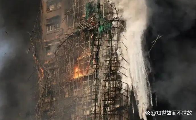 竹架上的香港:55条生命能否终结千年工艺?