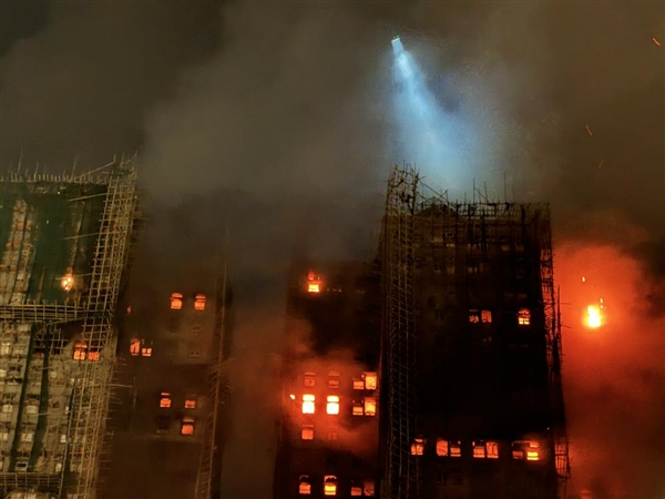 灾情背后:我们离实现“无人机灭火”还有多远