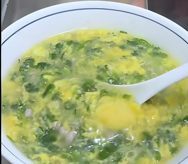 冬吃荠菜赛人参！3种简单家常做法，护肝明目促消化还解腻