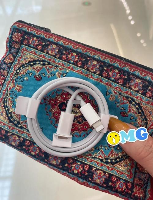 苹果数据线坏了可以免费换新的吗去哪里换？苹果数据线坏了怎么免费换新