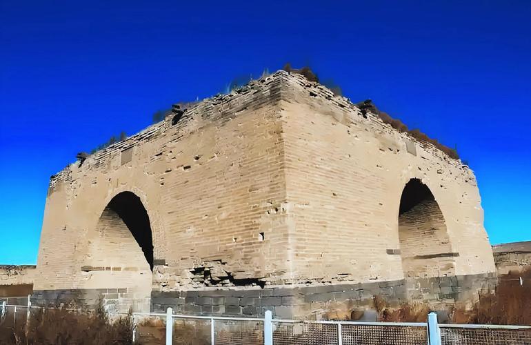 长城的建筑材料主要什么组成？长城的建筑材料有多重