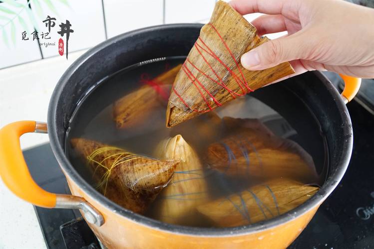 高压锅煮粽子放多少水？用高压锅煮粽子煮多久