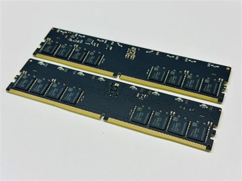 国内首发128GBCL32旗舰规格！雷克沙ARESRGBDDR56400新规格发布(图2)