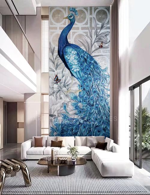 孔雀画能挂家中墙上吗？孔雀画能挂家中墙上吗风水好吗