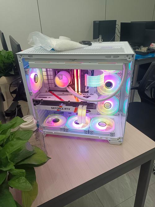 如何组装游戏笔记本电脑？需要哪些步骤和注意事项？