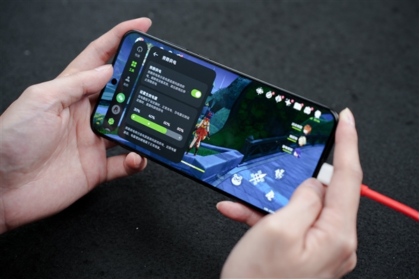 一加Ace 6T续航实测:8300mAh超大电池让你告别续航焦虑